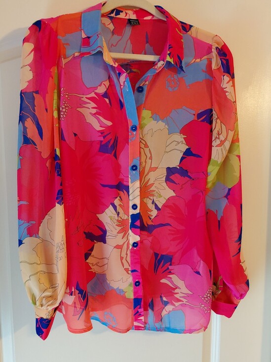 Gomorn Tops - Floral Semi Sheer Blouse Medium